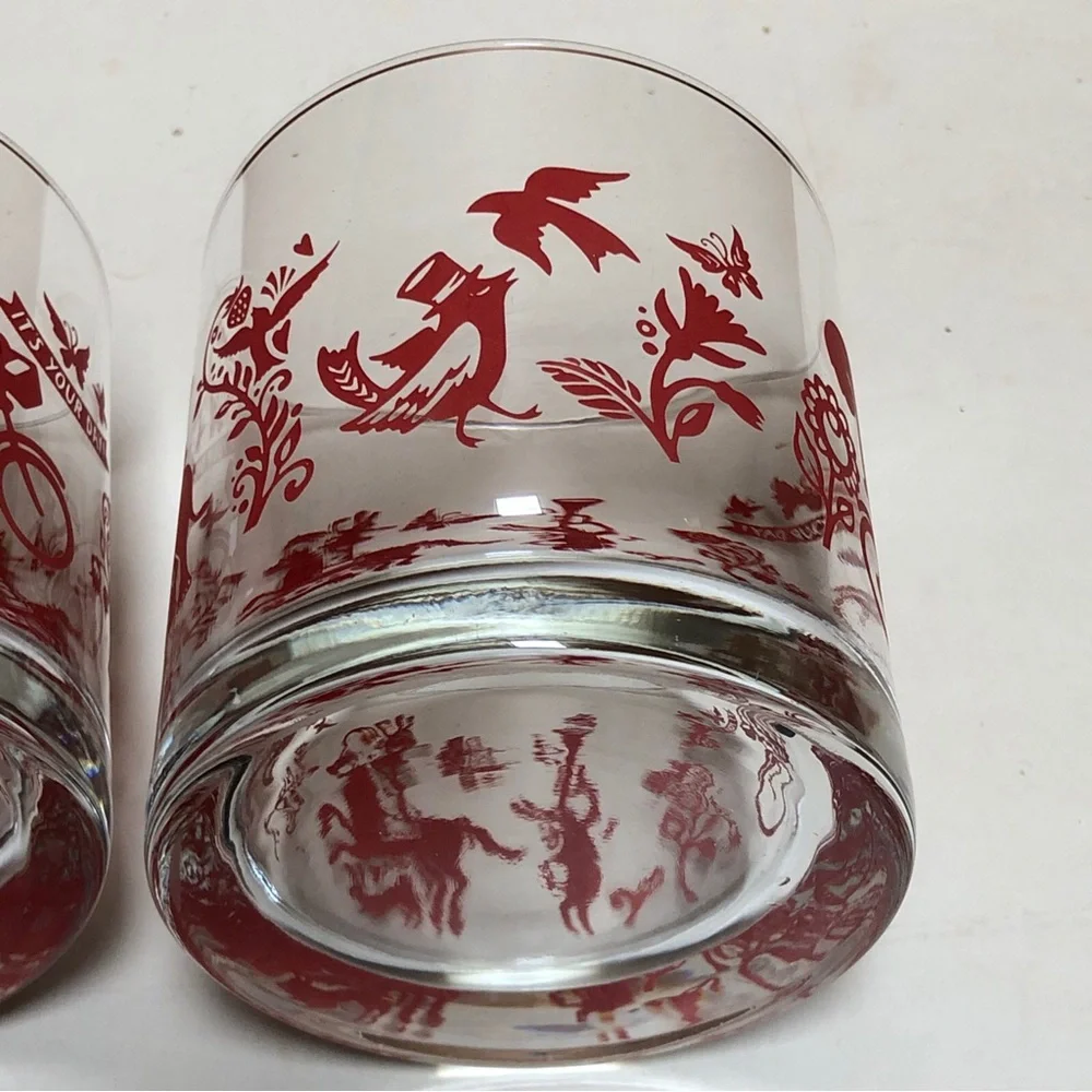 It’s your day 4 set Crate & Barrel glasses cups